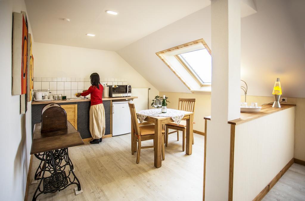 Boardinghouse Remchingen Baan Arun Apartment ภายนอก รูปภาพ