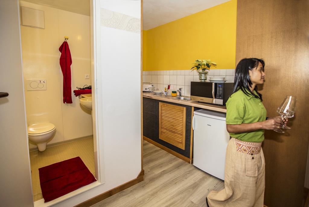 Boardinghouse Remchingen Baan Arun Apartment ภายนอก รูปภาพ
