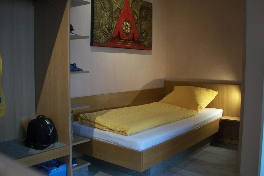 Boardinghouse Remchingen Baan Arun Apartment ภายนอก รูปภาพ